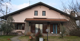 Bed Breakfast Le 3 Camelie Vanzaghello vicino Malpensa